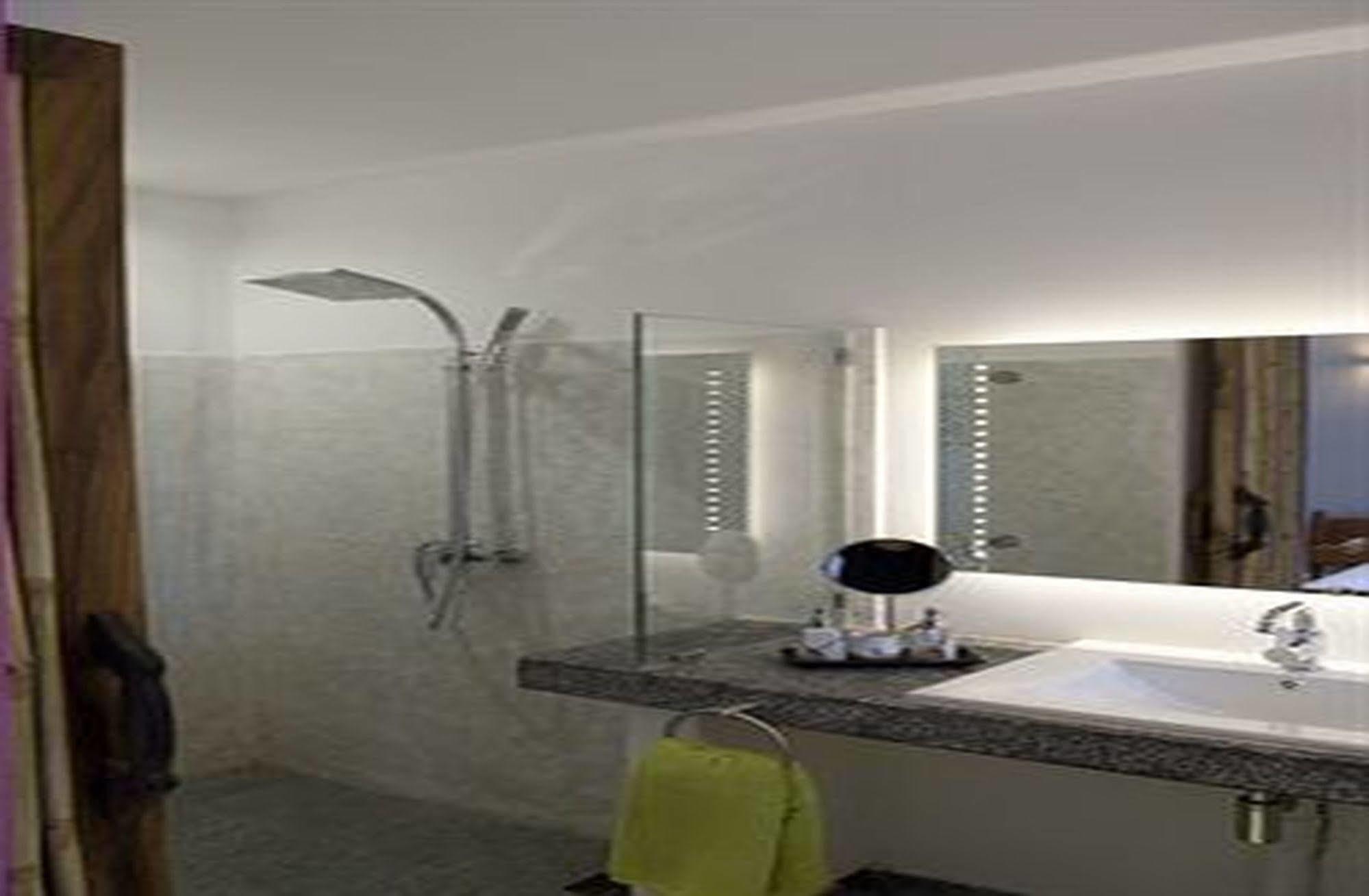 פנום פן The Sangkum Hotel מראה חיצוני תמונה